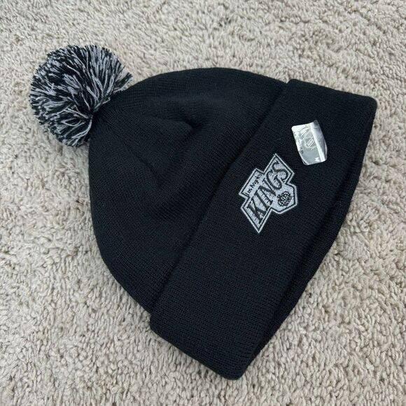Los Angeles Kings Beanie‎ Zephyr Graf-X Black Team Logo Pom Cuffed Knit Cap NWOT - Picture 3 of 6